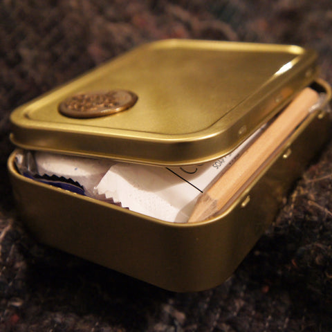 Little gold tin